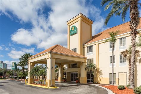 La Quinta Inn & Suites by Wyndham Orlando Universal – ITouchOrlando