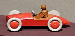 Category:Red and white toys - Wikimedia Commons