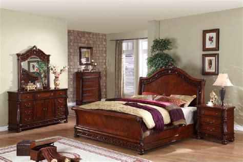 Antique Solid Wood Bedroom Sets (HDB005) - China Elegant Home Furniture ...