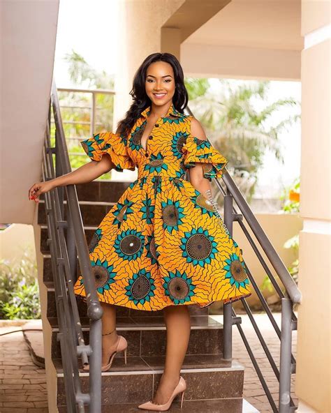 29 Stunning Aso Ebi Outfit Ideas 2020 in 2020 | Ankara styles, Unique ankara styles, Fashion