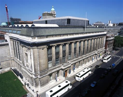 5 Shortlisted to Redesign the Entrance of London's Science Museum | ArchDaily