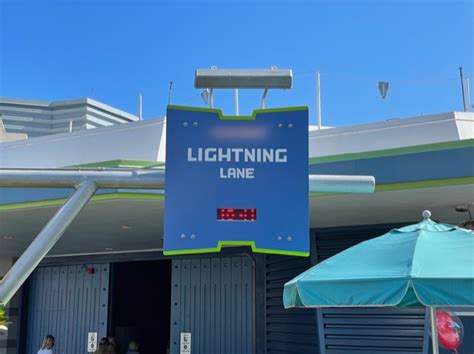 Are Disney Lightning Lane Passes Worth It? | Magic Guides