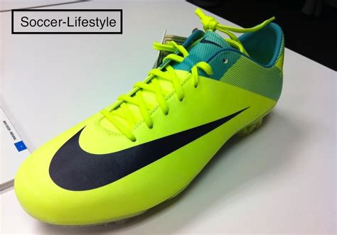 Soccer-Lifestyle Leak: New Mercurial Vapor VII Colourway (Fall)