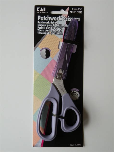 KAI Scissors 8" - Meetinghouse Hill Designs