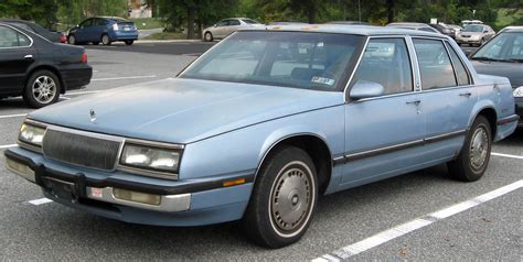 File:1990-1991 Buick LeSabre -- 09-22-2010.jpg - Wikipedia
