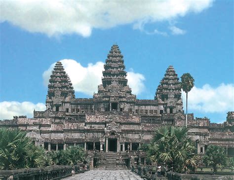 World Visits: Angkor Wat Temple The largest Hindu Complex