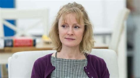 CLAIRE SKINNER | WestEndTheatre.com