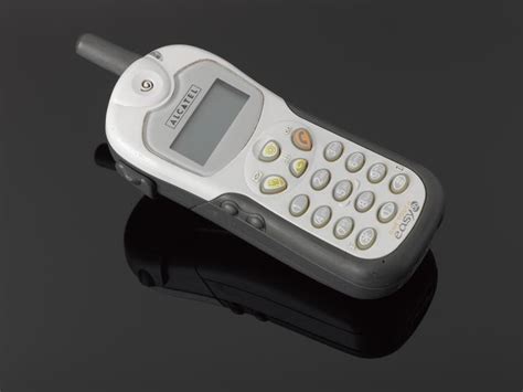 Alcatel 'One Touch Easy' mobile telephone, 1998-2002 | Science Museum Group Collection