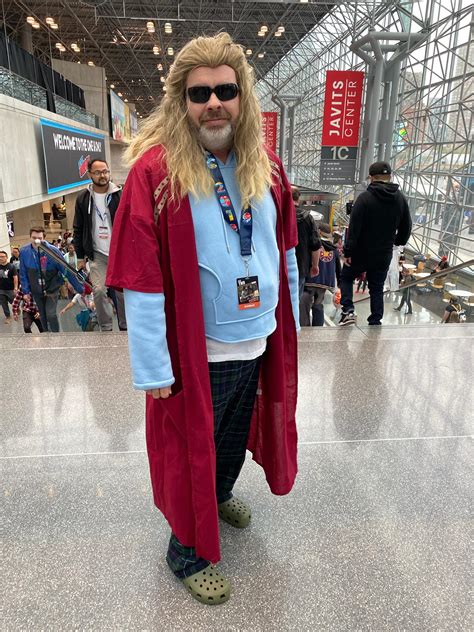 [Self] Sad/fat Thor NYCC : r/cosplay