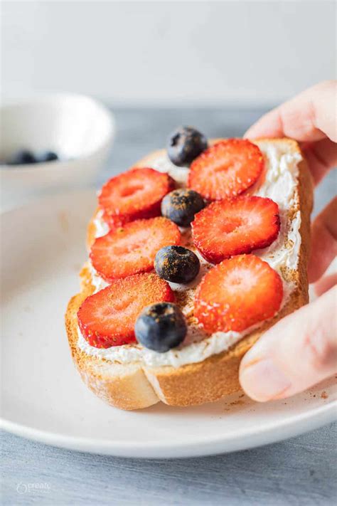 Toast Toppings | 4 Toast Toppings For Breakfast or Lunch