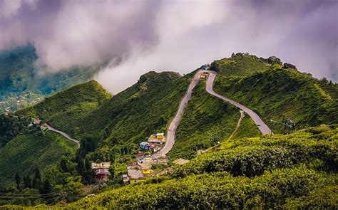 10 Most beautiful places to visit in Darjeeling - HolidayMonk | Domestic Tour | International ...