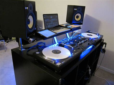 DJ Setup with Speakers Photos (Inspiration & Ideas) - DJ Setup at FunDJStuff.com