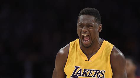 Lakers Highlights: Julius Randle beats the halftime buzzer against the ...