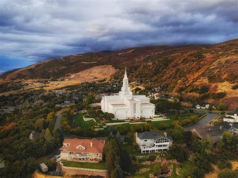 Bountiful Utah Temple 1 Photograph by David Zinkand - Fine Art America