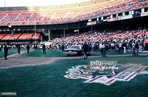 Candlestick Park Earthquake Photos and Premium High Res Pictures - Getty Images