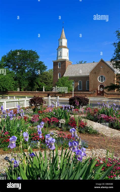 Bruton Parish Church, Colonial Williamsburg, Virginia, USA Stock Photo - Alamy