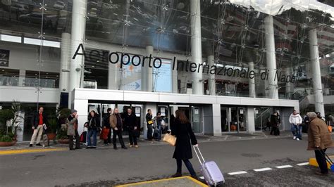 Aeropuerto de Nápoles-Capodichino - Viajar a Italia