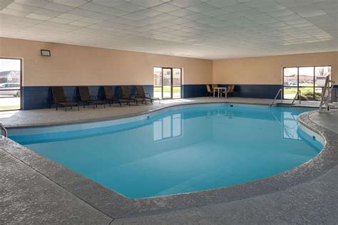 Baymont Inn & Suites Muncie, IN - See Discounts