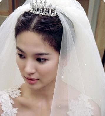 박라린 ★: "Full House" Wedding dress