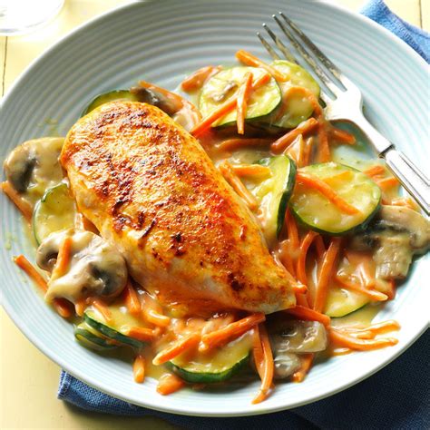 Stovetop Tarragon Chicken Recipe | Taste of Home