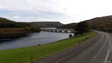 Snake Pass in Peak District closed for two weeks - BBC News