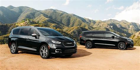 Here Is How The Chrysler Pacifica Stacks Up Against The Competition