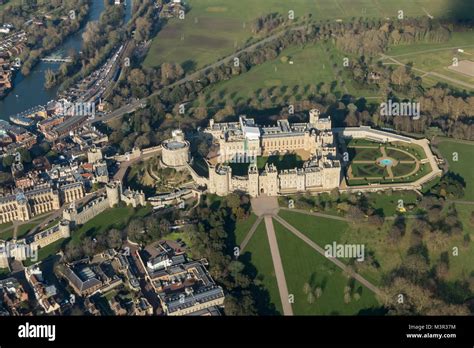 Aerial view of Windsor Castle from the South Stock Photo - Alamy