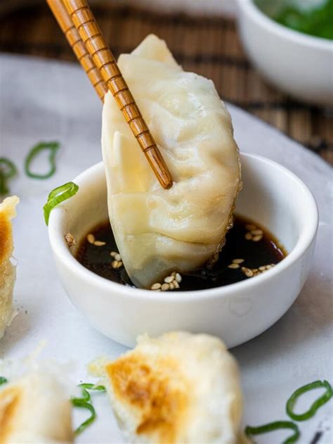 5 Ingredient Gyoza Dipping Sauce - Six Hungry Feet