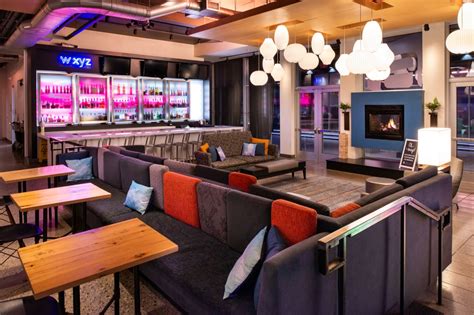 Modern Hotels Lexington, MA with Indoor Pool | Aloft Lexington