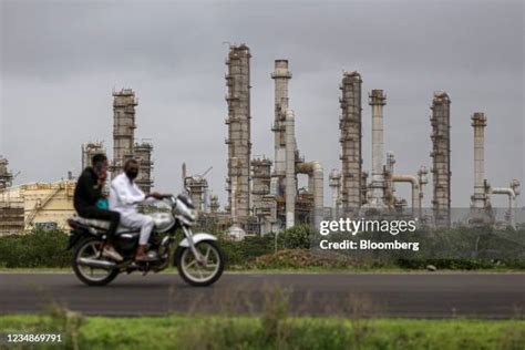 102 Jamnagar Refinery Stock Photos, High-Res Pictures, and Images ...