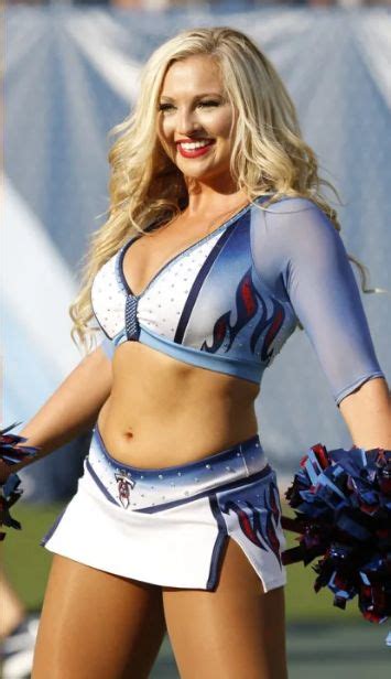 Tennessee Titans Cheerleaders | Professional cheerleaders, Hot ...