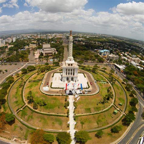 Santiago de los Caballeros - Megaconstrucciones, Extreme Engineering