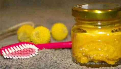 How To Make Turmeric Coconut Oil Toothpaste In 3 Easy Steps - One Mum & A Little Lady