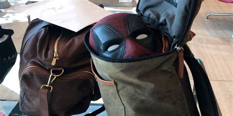 Ryan Reynolds Travels With Deadpool Mask In New Image