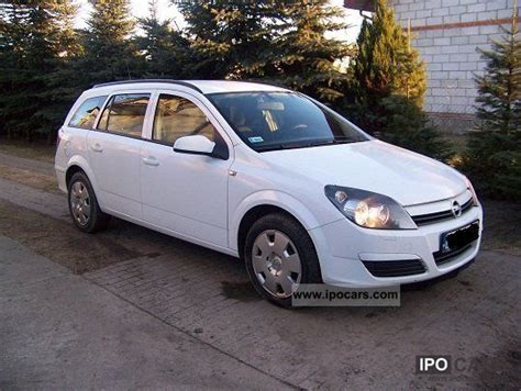 2005 Opel Astra - Car Photo and Specs