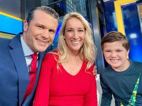 Pete Hegseth Bio, Age, Height, Wife, Children, Net Worth