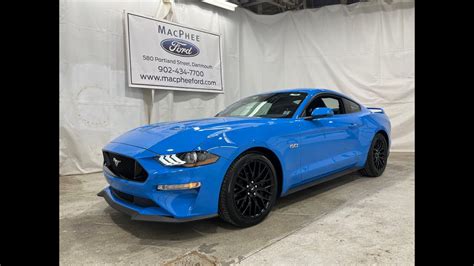 Ford Mustang 2022 Blue