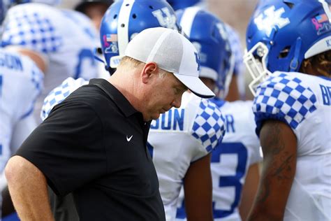 After 5 years of questions, is Mark Stoops the answer for Kentucky ...