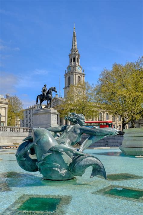 Trafalgar Square, London UK Postcard | Zazzle | London vacation, London ...