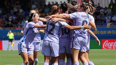 Barcelona Femení seal an unprecedented 30-0 perfect season | CNN