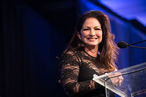 Gloria Estefan is First Latina Inducted into Songwriters Hall of Fame ...