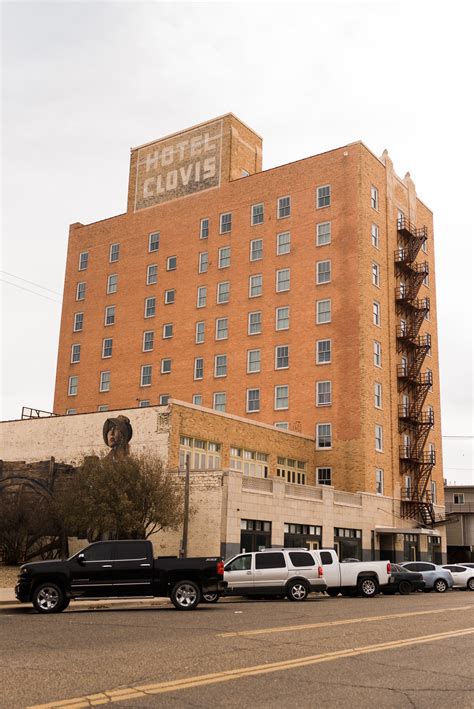 Clovis New Mexico Wedding at Hotel Clovis | Skylar Rain