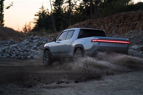 Rivian Shows Off Electric Pickup Before L.A. Show | TheDetroitBureau.com