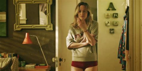 Dakota Johnson Life: HQ Screencaps of Dakota in "The Social Network" [2010]