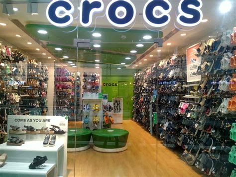 Sale > crocs deals in store > in stock