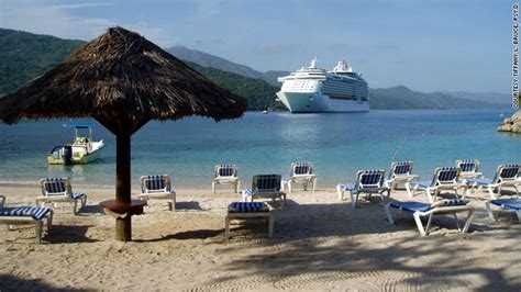 Haiti cruise stops draw ire, support - CNN.com