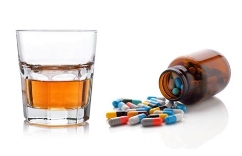 Can You Mix Prozac and Alcohol: Risks and Side Effects Explained ...