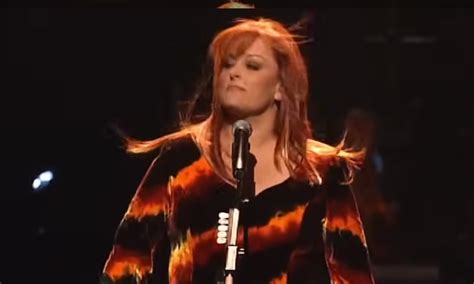 Wynonna Judd Performs ‘I Saw The Light/No One Else On Earth’