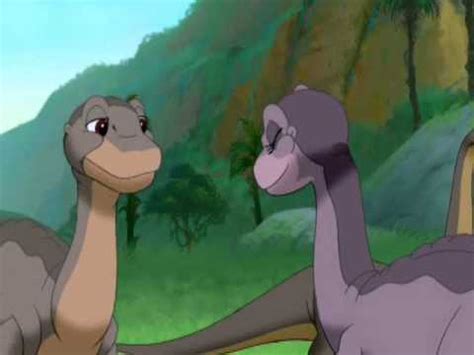 Littlefoot/Ali: Kissin U - YouTube