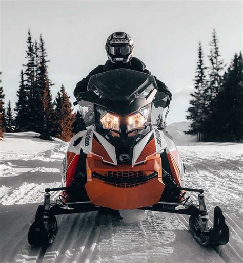 14 Best Maine Snowmobile Trails - Off-Roading Pro